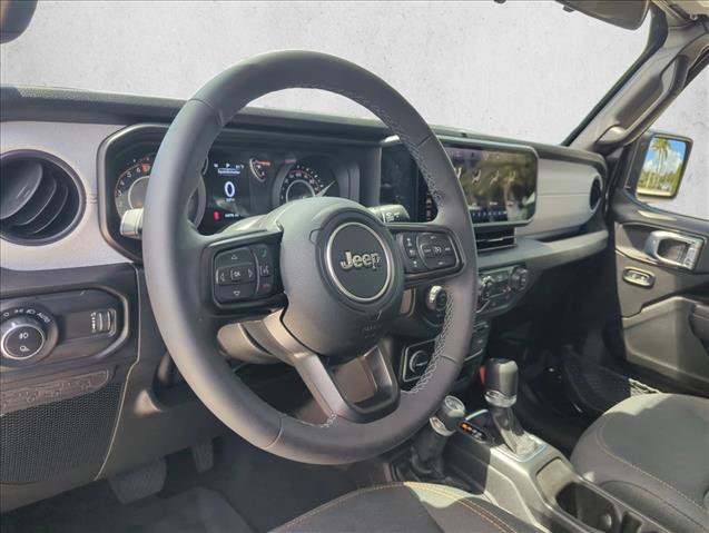 Used 2025 Jeep Gladiator Sport AWD/4WD image 29
