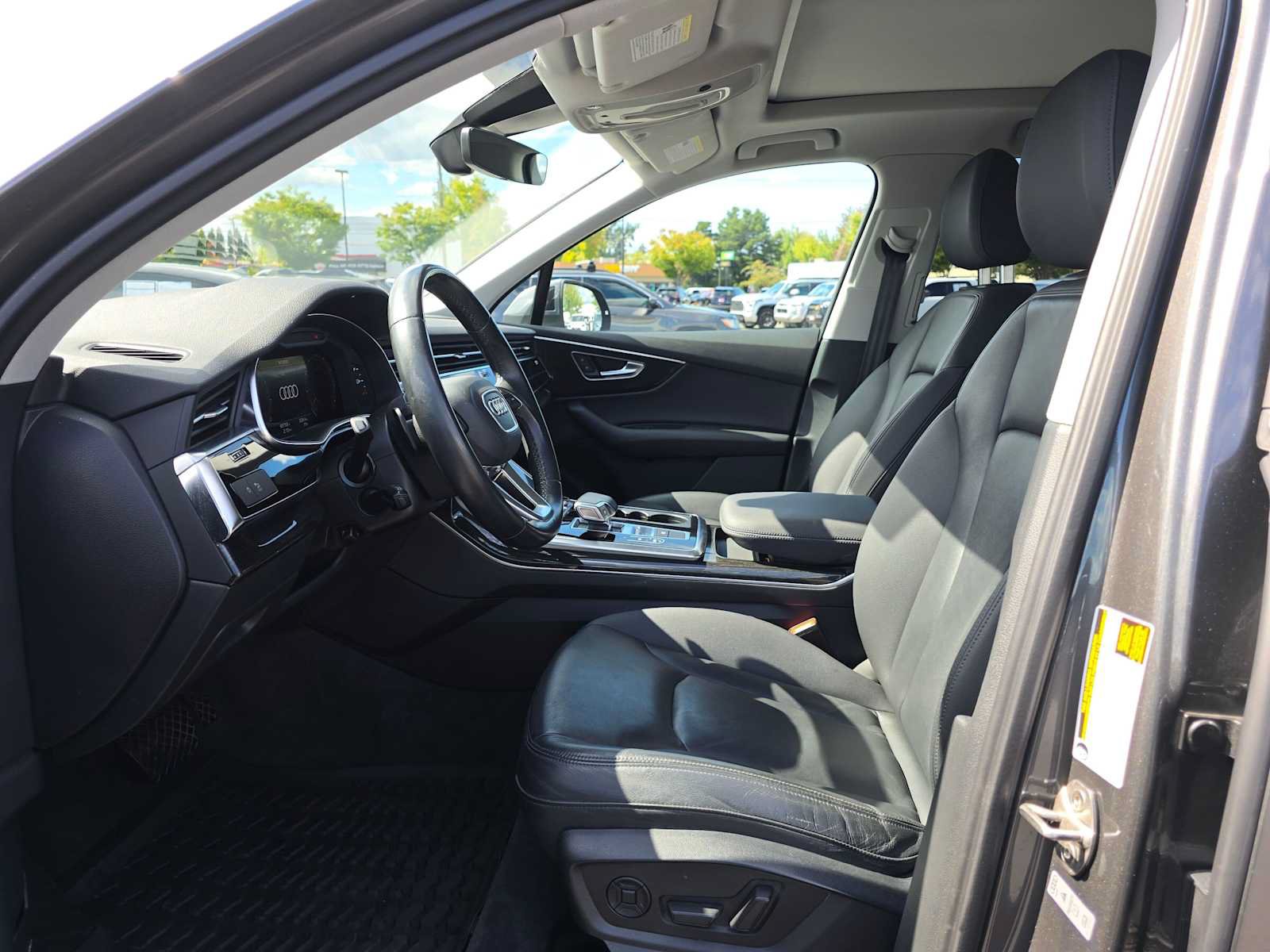Used 2022 Audi Q7 3.0T Premium AWD/4WD image 21