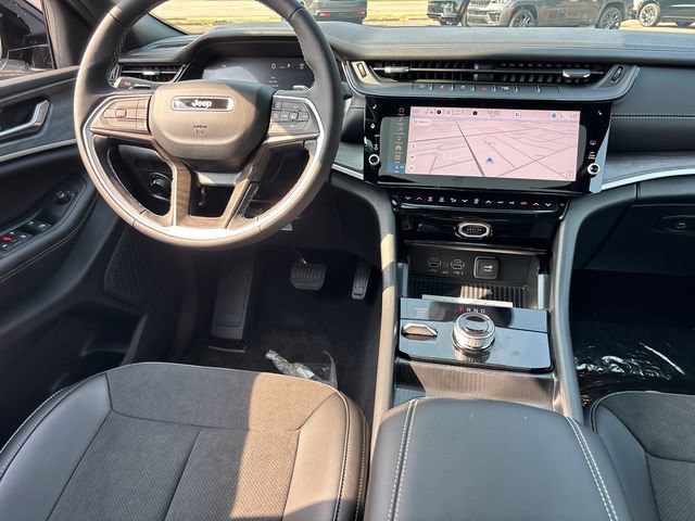 New 2026 Jeep Grand Cherokee L 4WD image 12