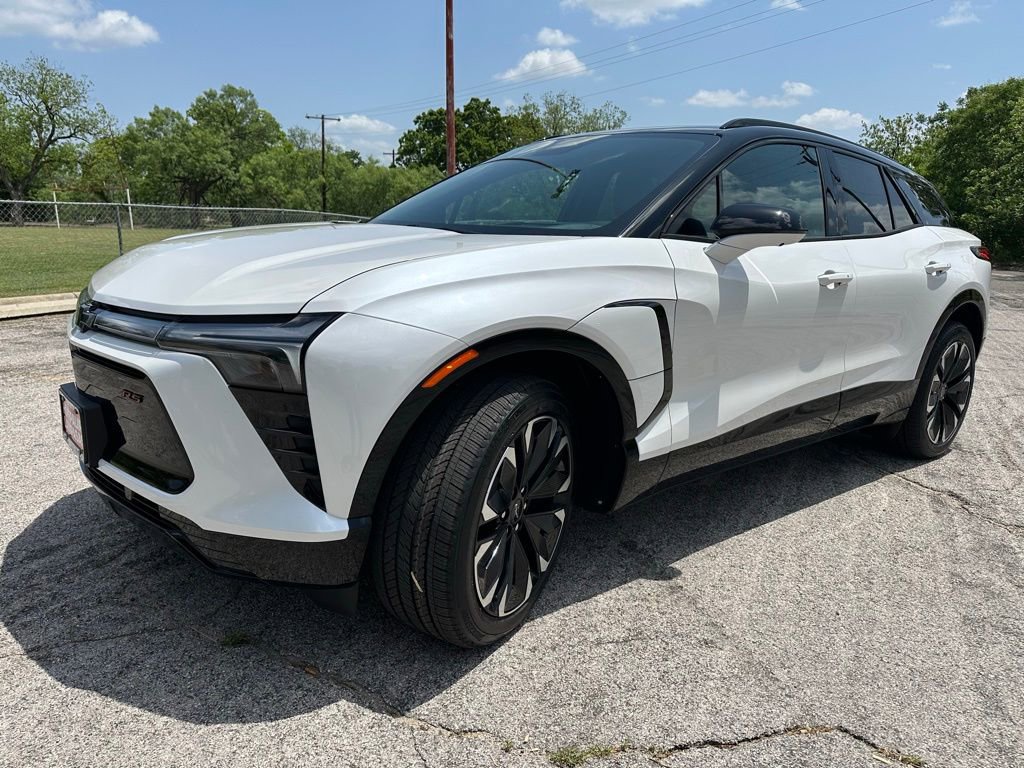 New 2025 Chevrolet Blazer EV RS