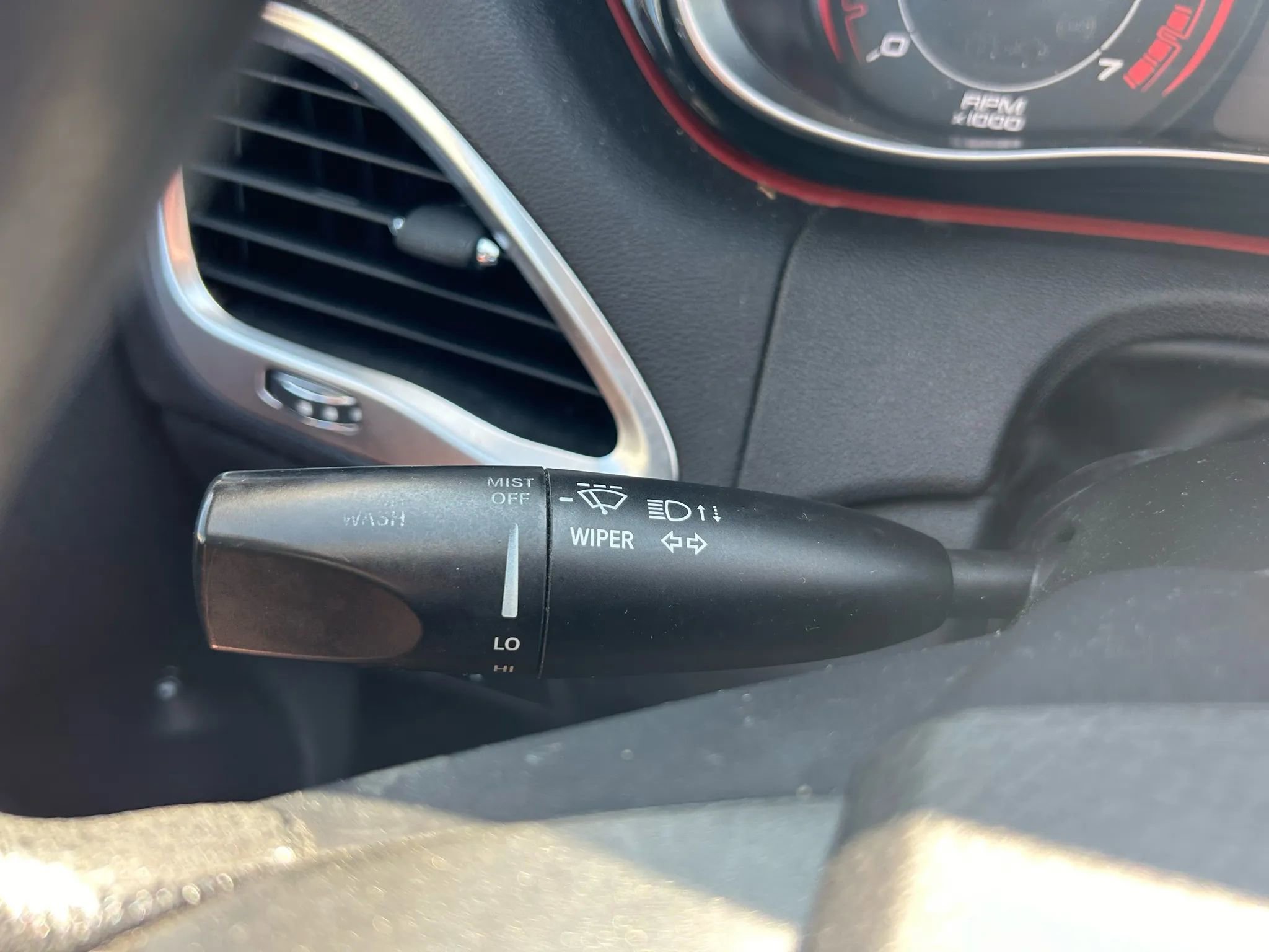 Used 2014 Dodge Dart SXT image 27