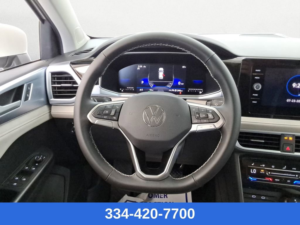 New 2025 Volkswagen Taos SE image 14