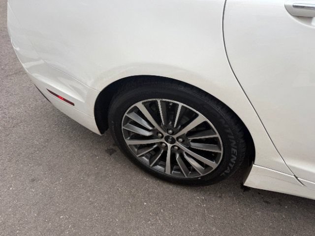 Used 2017 Lincoln MKZ Premiere FWD image 25
