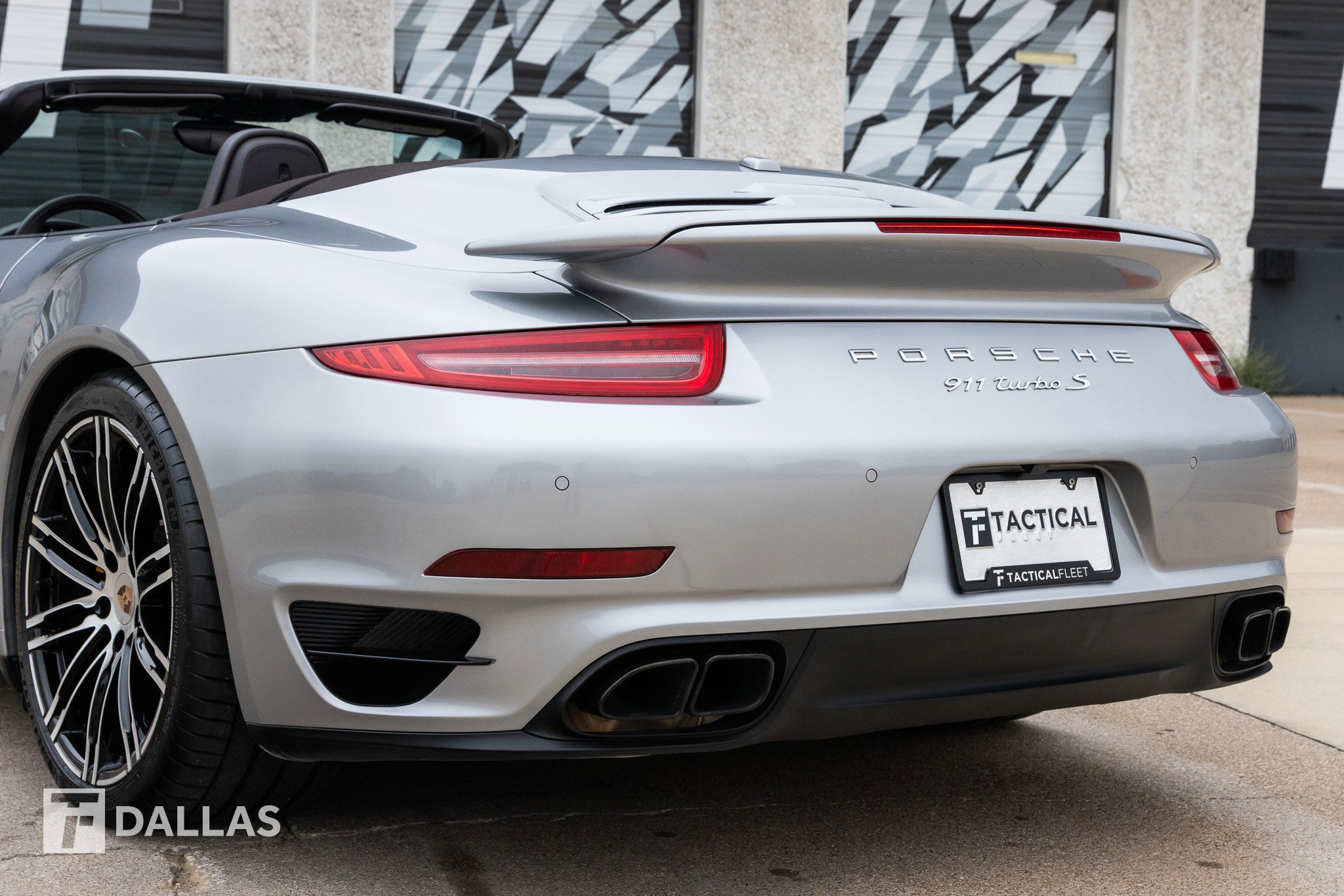Used 2015 Porsche 911 Turbo S image 14