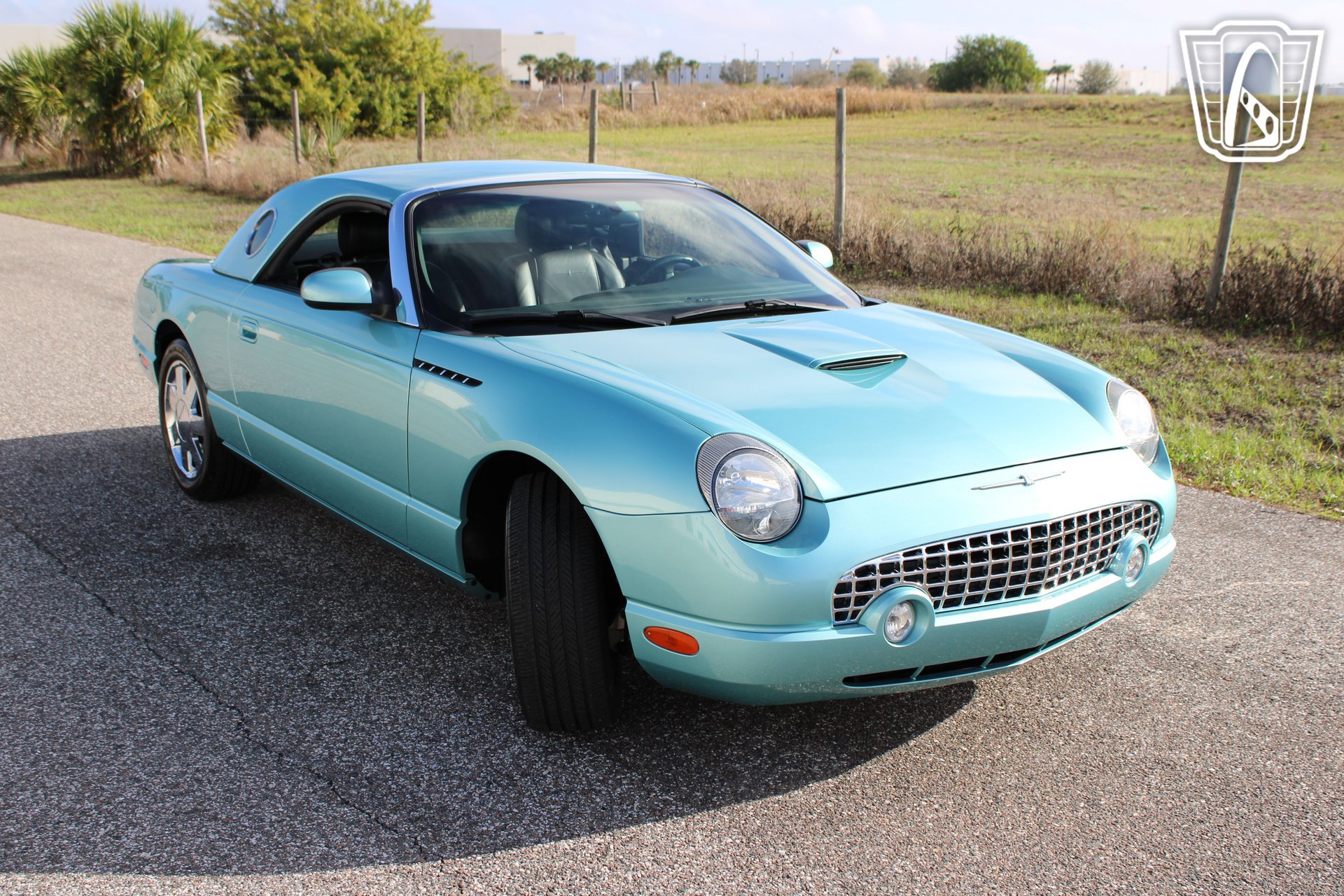 Used 2002 Ford Thunderbird image 7