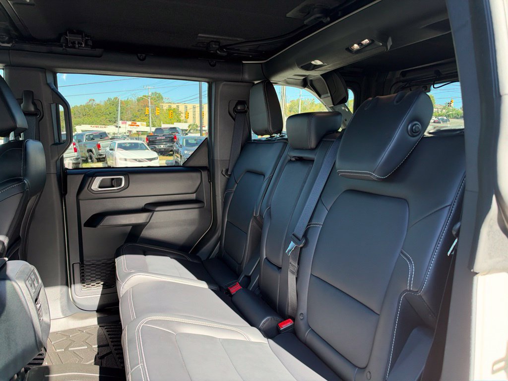 Used 2026 Ford Bronco Outer Banks AWD/4WD image 25