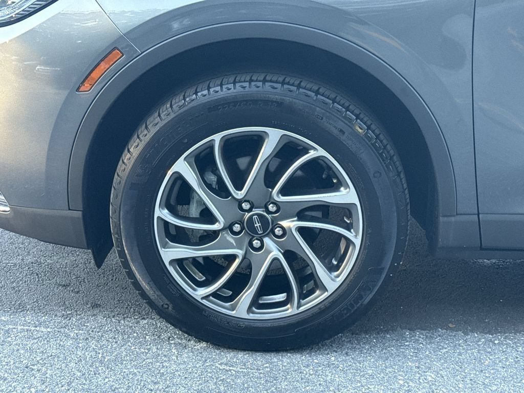Used 2022 Lincoln Corsair AWD w/ Equipment Group 101A image 18