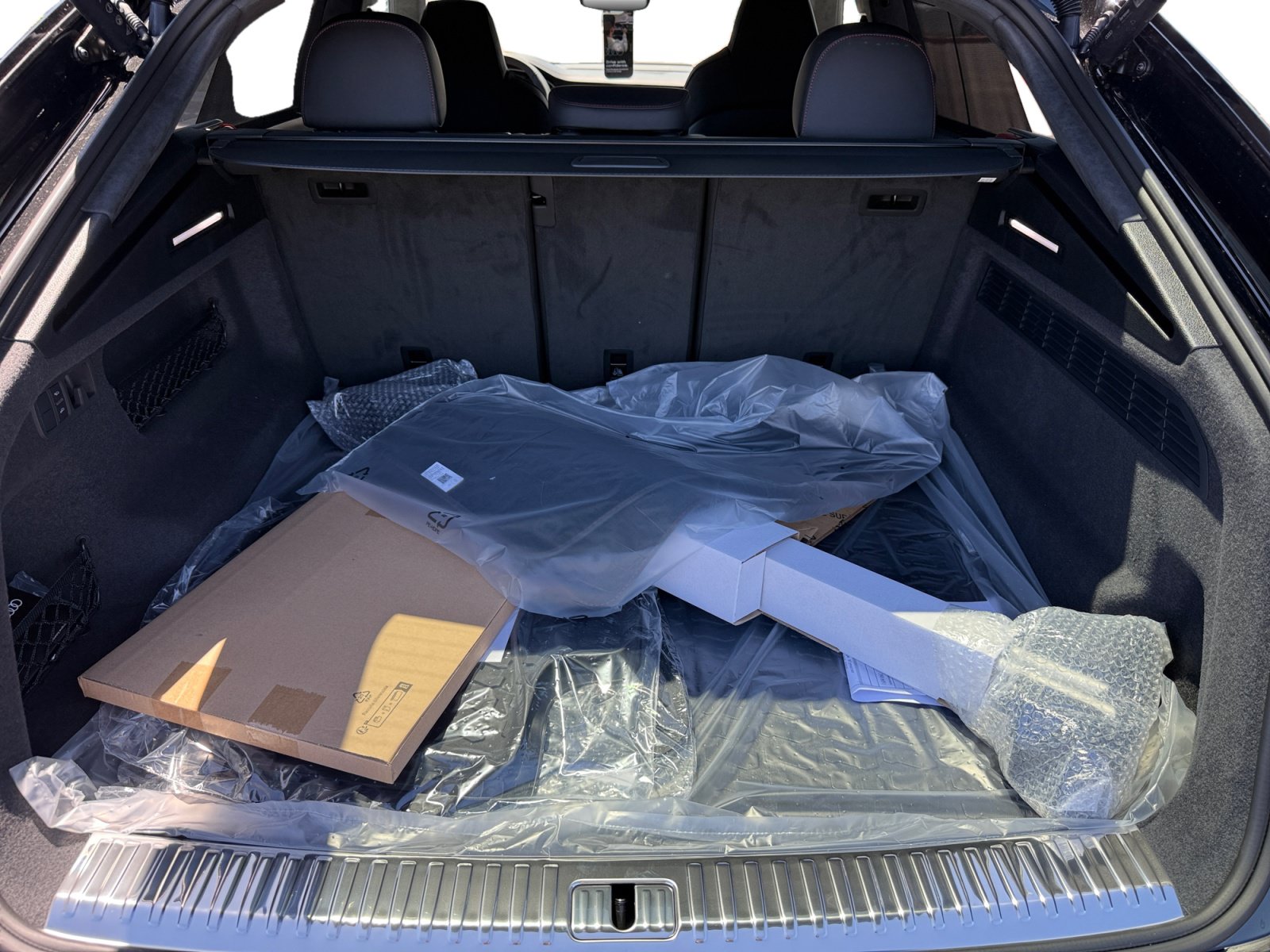 New 2026 Audi SQ8 Prestige AWD/4WD image 17