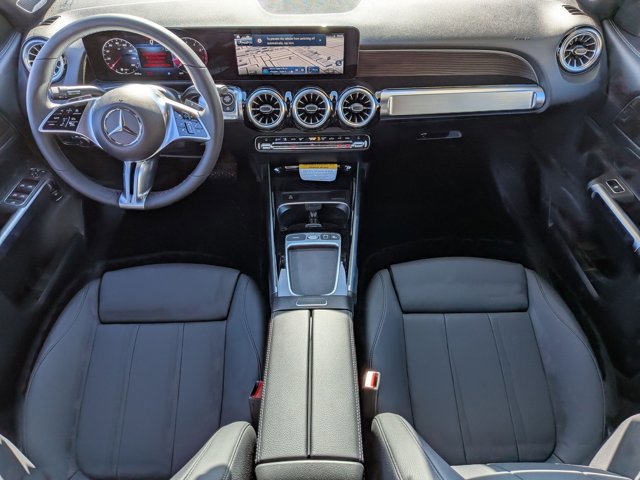 Used 2026 Mercedes-Benz GLB 250 4MATIC image 14