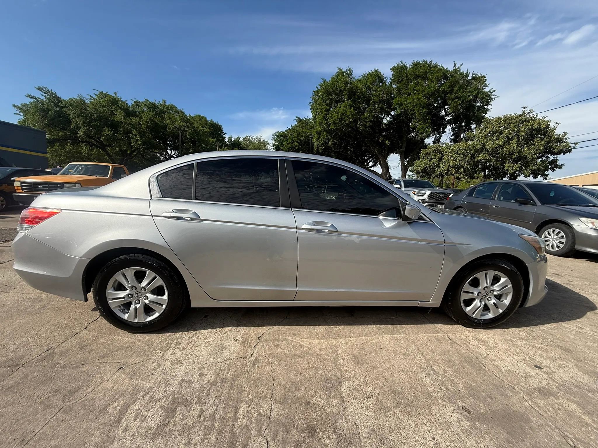 Used 2009 Honda Accord LX-P image 8