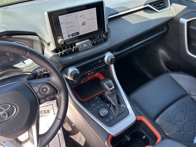 Used 2024 Toyota RAV4 Adventure image 31