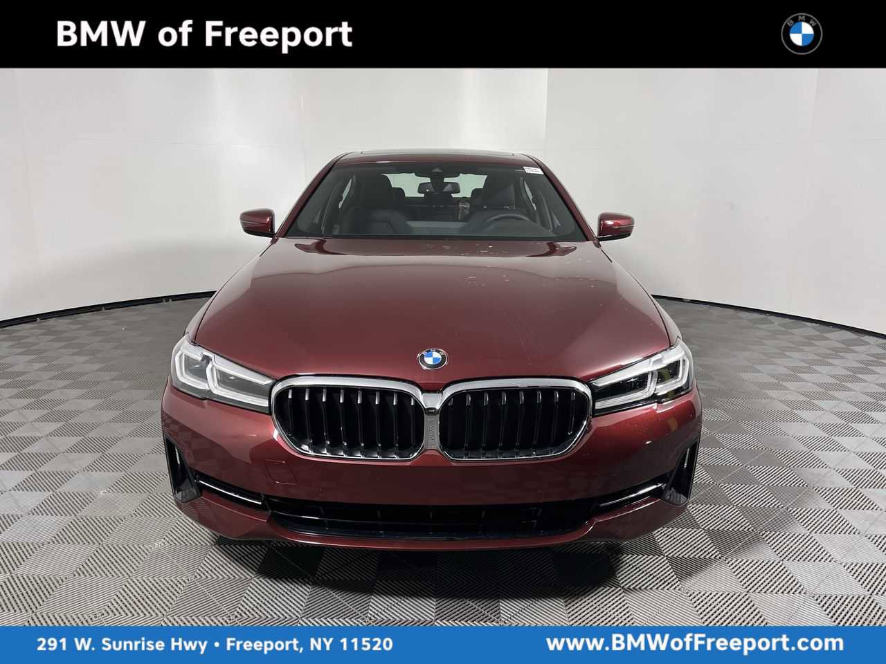 Certified 2023 BMW 530i xDrive w/ Convenience Package image 1
