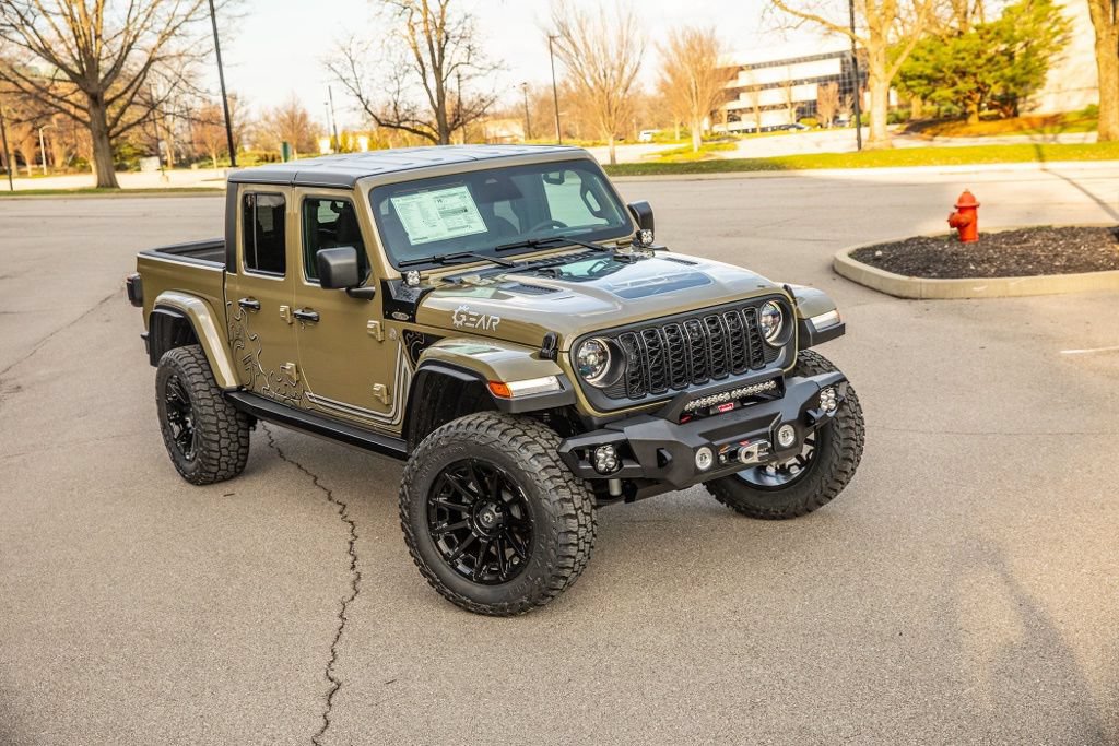 New 2026 Jeep Gladiator Rubicon w/ Safety Group AWD/4WD image 17