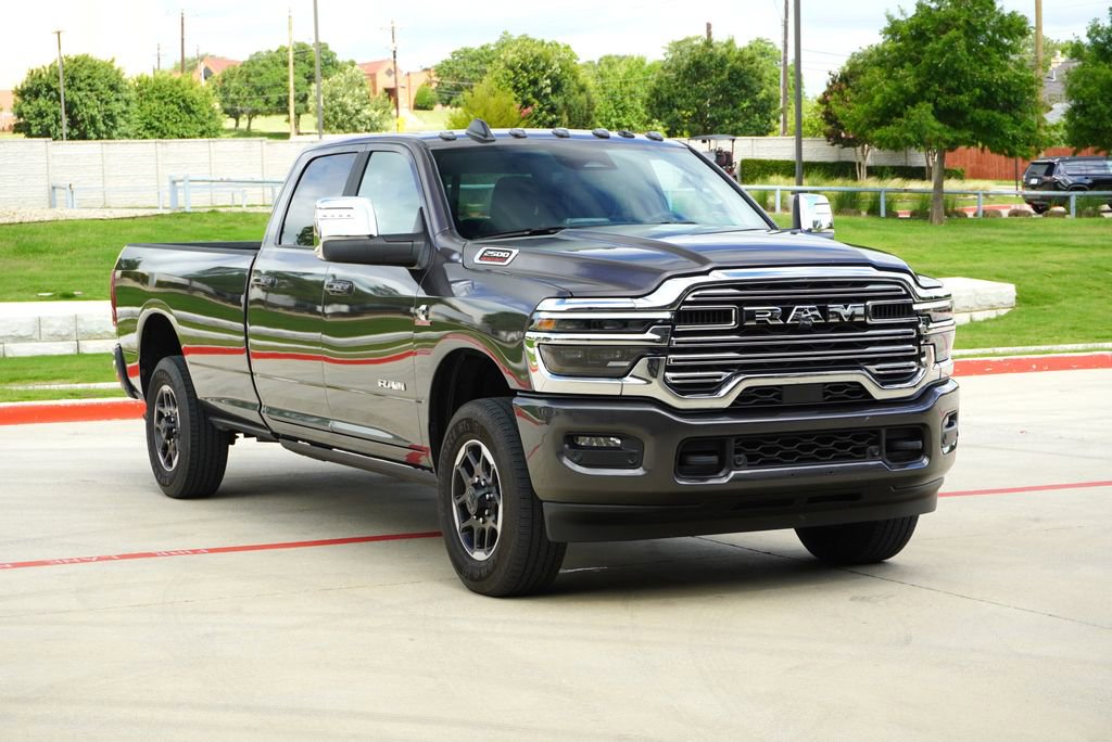 Used 2025 RAM 2500 Laramie AWD/4WD image 6