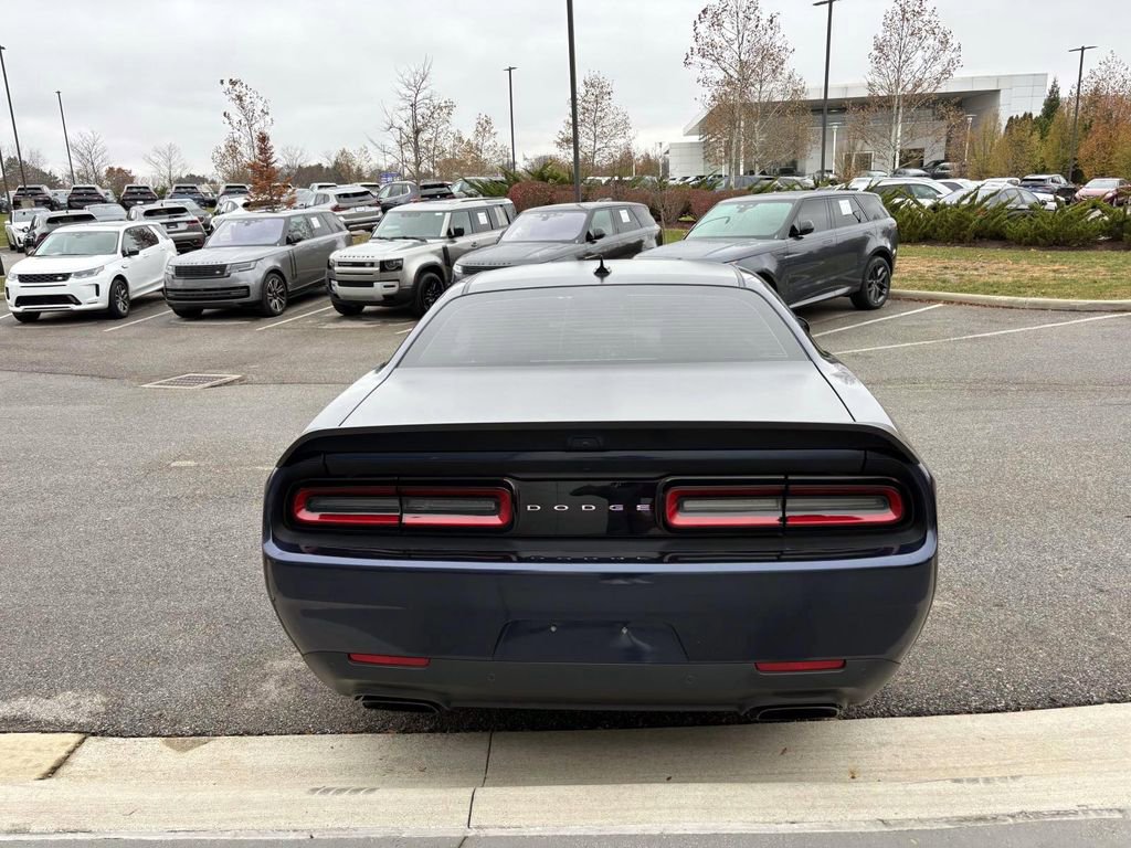 Used 2022 Dodge Challenger SRT Hellcat image 6