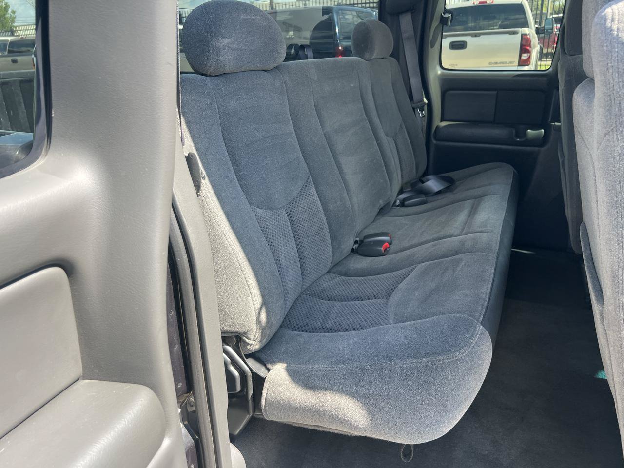 Used 2003 Chevrolet Silverado 1500 LS RWD image 45