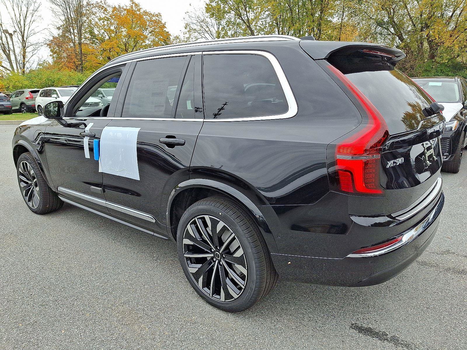 New 2026 Volvo XC90 T8 Ultra w/ Protection Package Premier image 3