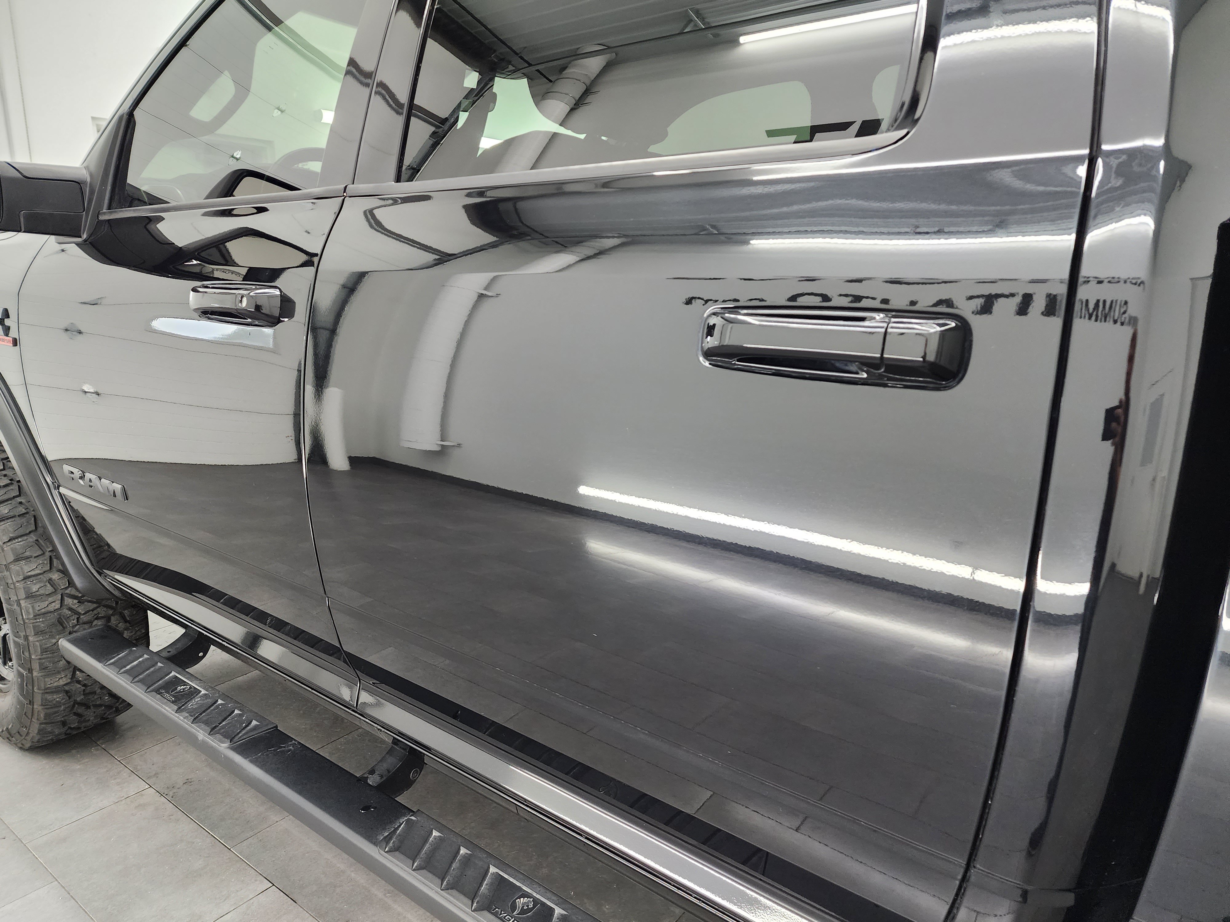 Used 2024 RAM 2500 Lone Star w/ Night Edition AWD/4WD image 31