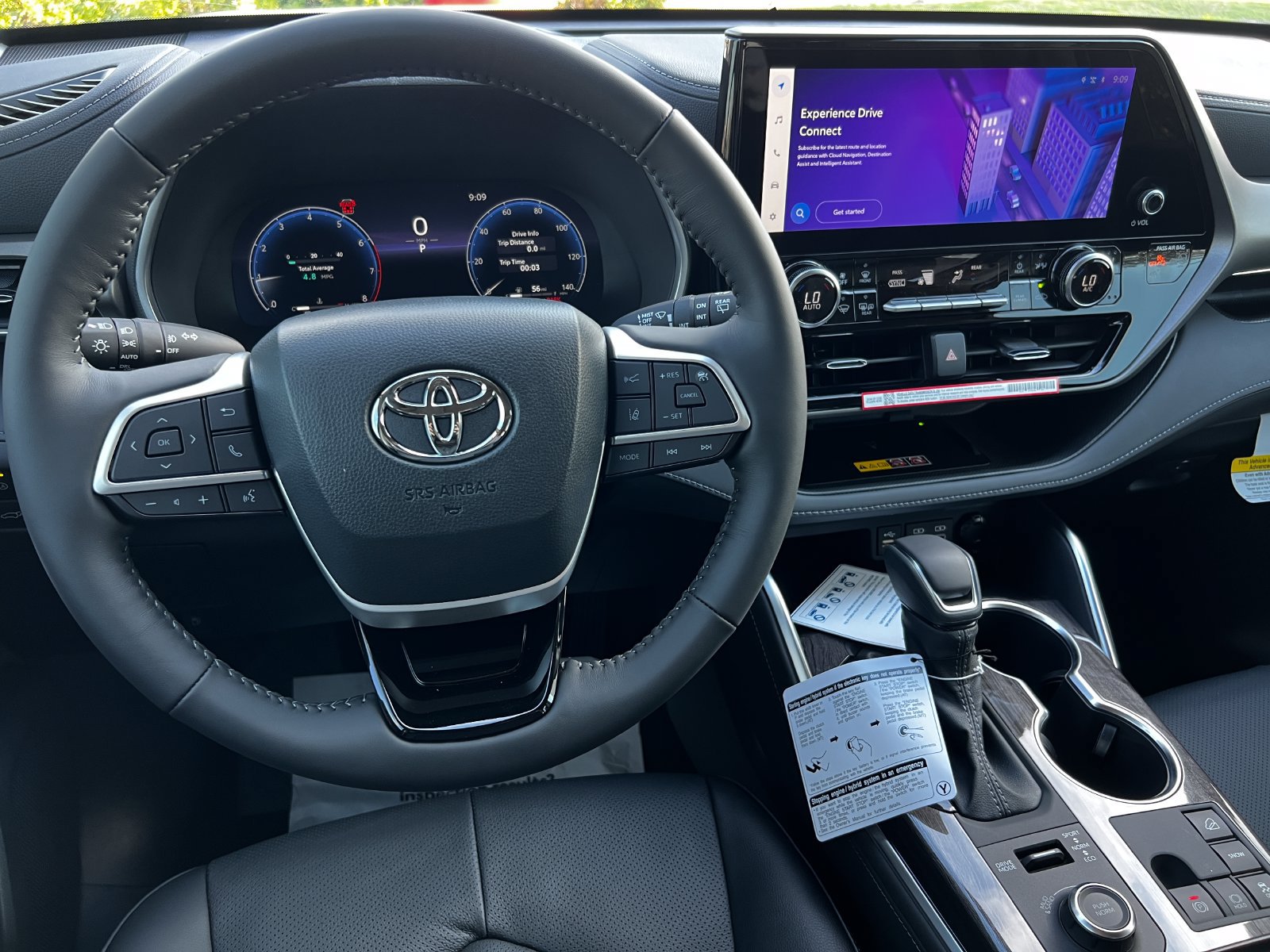 New 2026 Toyota Highlander Limited AWD/4WD image 15