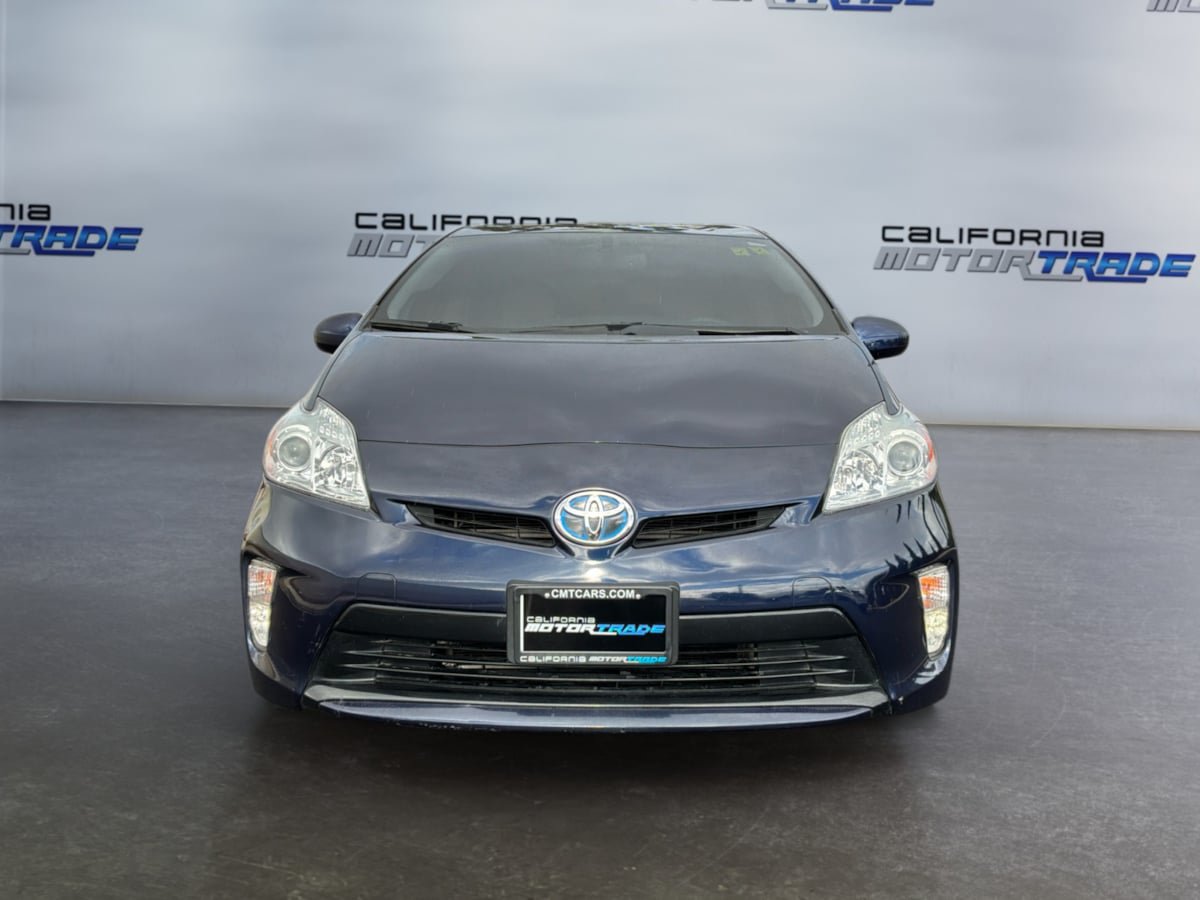 Used 2013 Toyota Prius Four FWD image 2