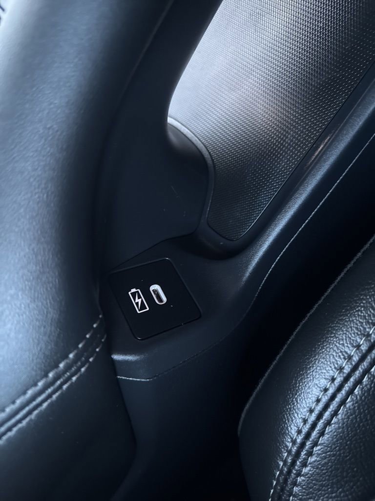 Certified 2025 Honda HR-V EX-L image 31