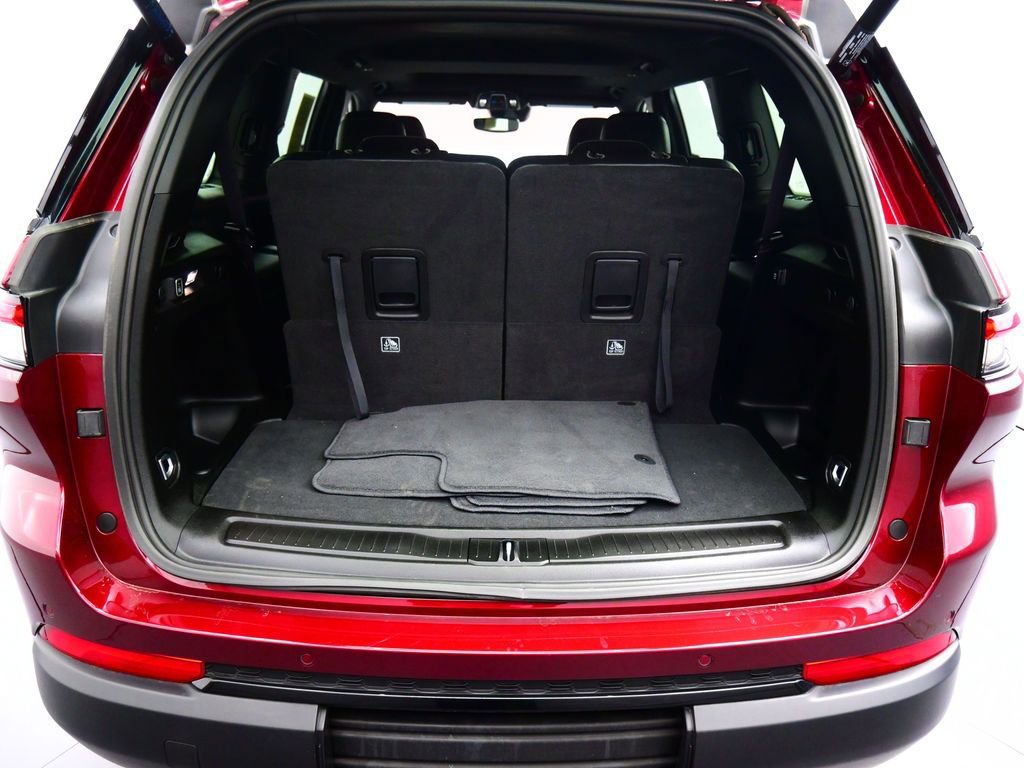 New 2023 Jeep Grand Cherokee L Laredo image 22