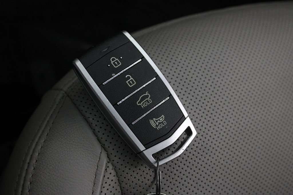 Used 2018 Genesis G80 3.8 w/ Option Group 02 RWD image 30