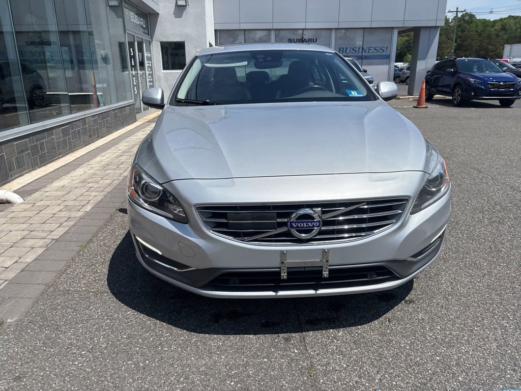 Used 2018 Volvo S60 T5 Inscription Platinum AWD/4WD image 3