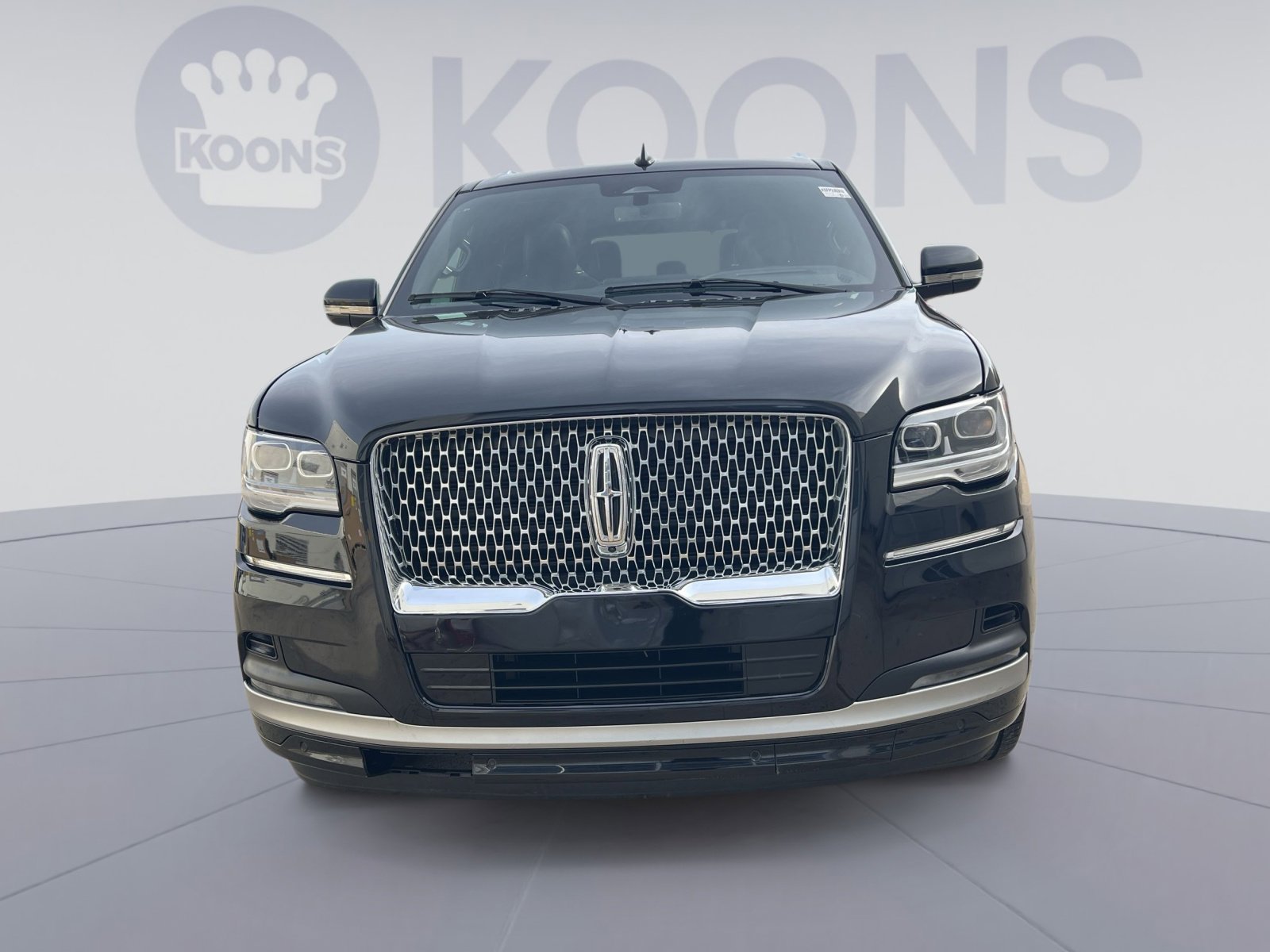 Used 2023 Lincoln Navigator Reserve image 11