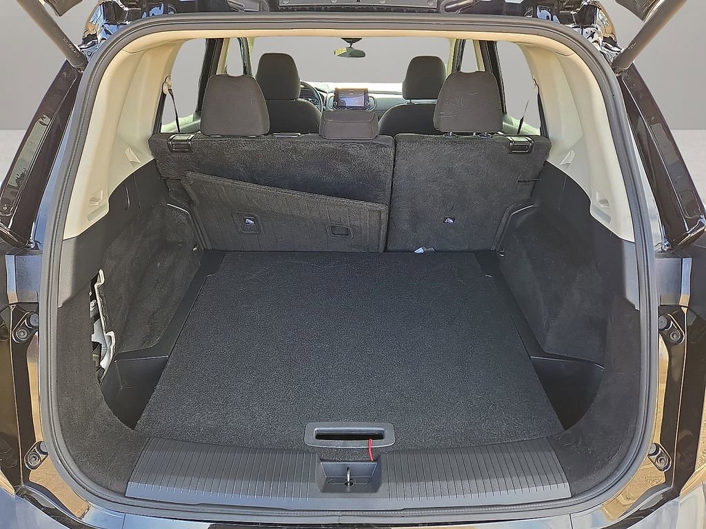 Used 2024 Nissan Rogue SV image 13