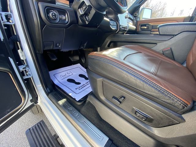 Used 2024 RAM 3500 Limited image 12
