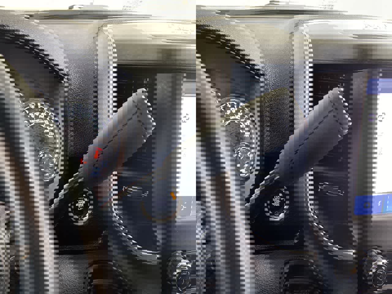 Used 2024 RAM 2500 Big Horn image 26