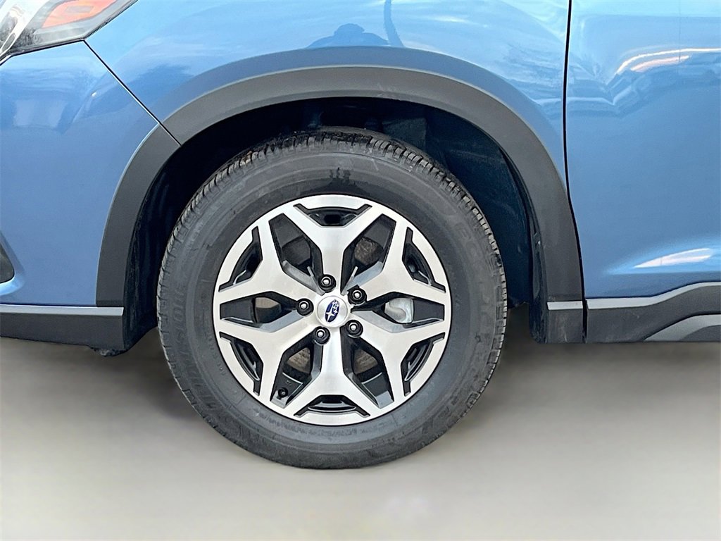 Used 2024 Subaru Forester Premium image 29