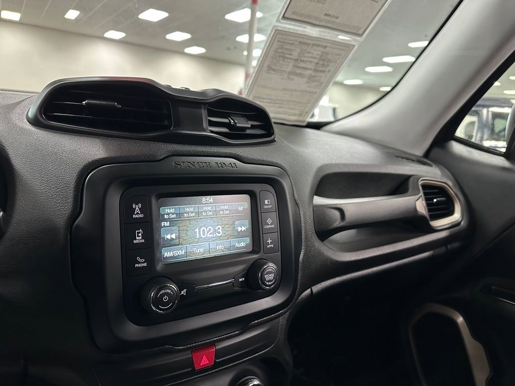 Used 2017 Jeep Renegade Sport w/ Power & Air Group image 20