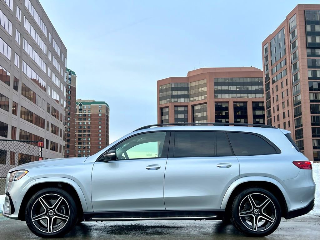 Certified 2026 Mercedes-Benz GLS 450 4MATIC image 8
