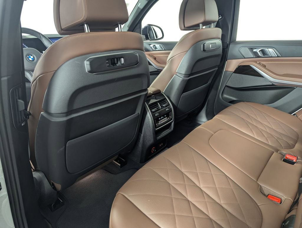 Used 2025 BMW X5 xDrive40i image 32