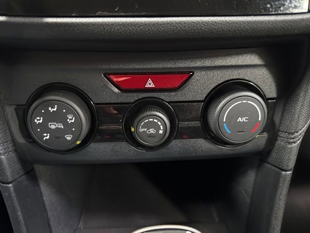 Used 2019 Subaru Crosstrek 2.0i Premium w/ Eyesight System image 16