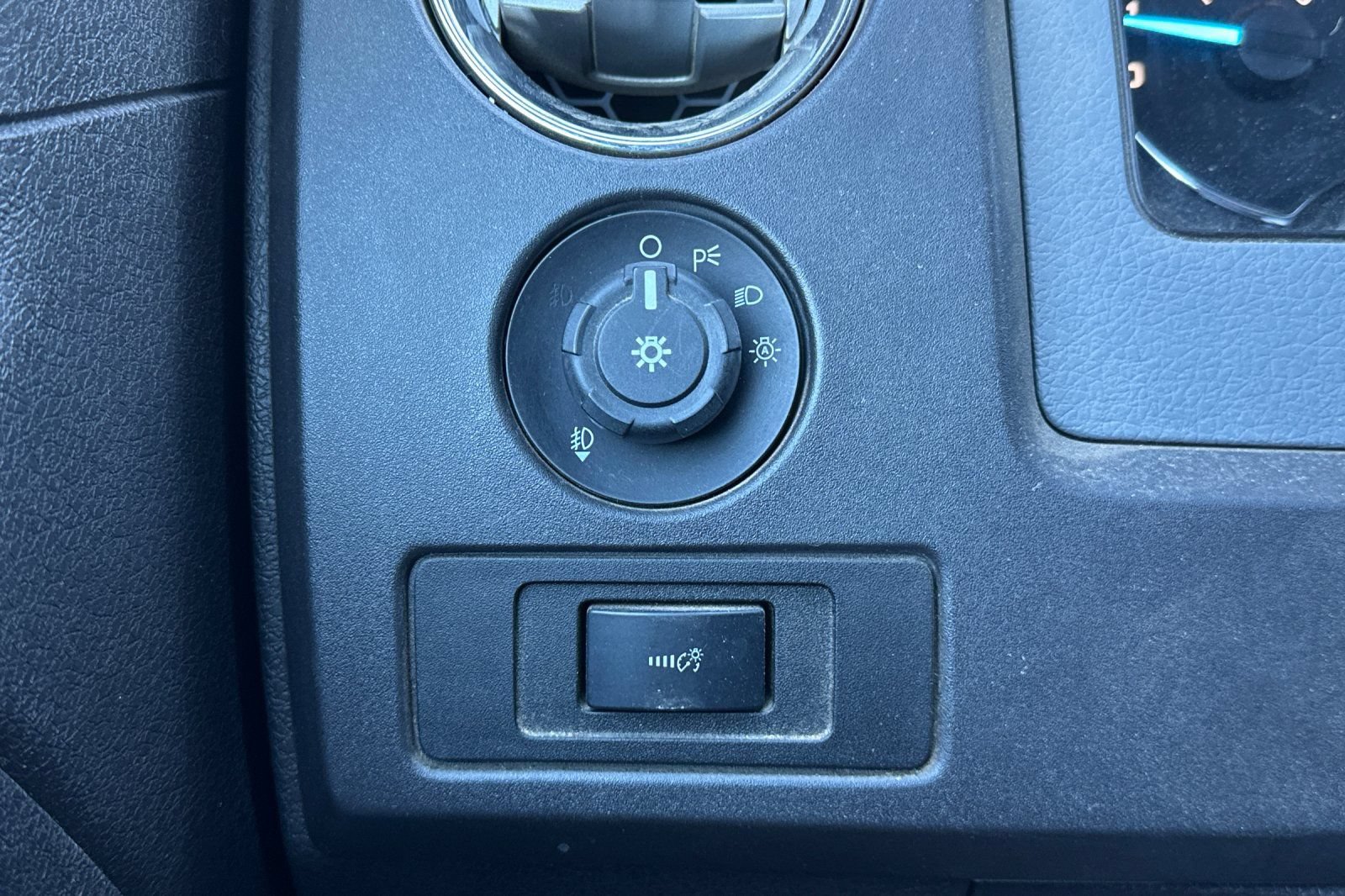 Used 2012 Ford F150 XLT w/ XLT Convenience Pkg RWD image 25