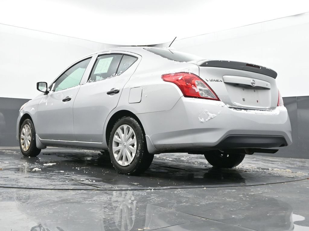 Used 2019 Nissan Versa S Plus image 41