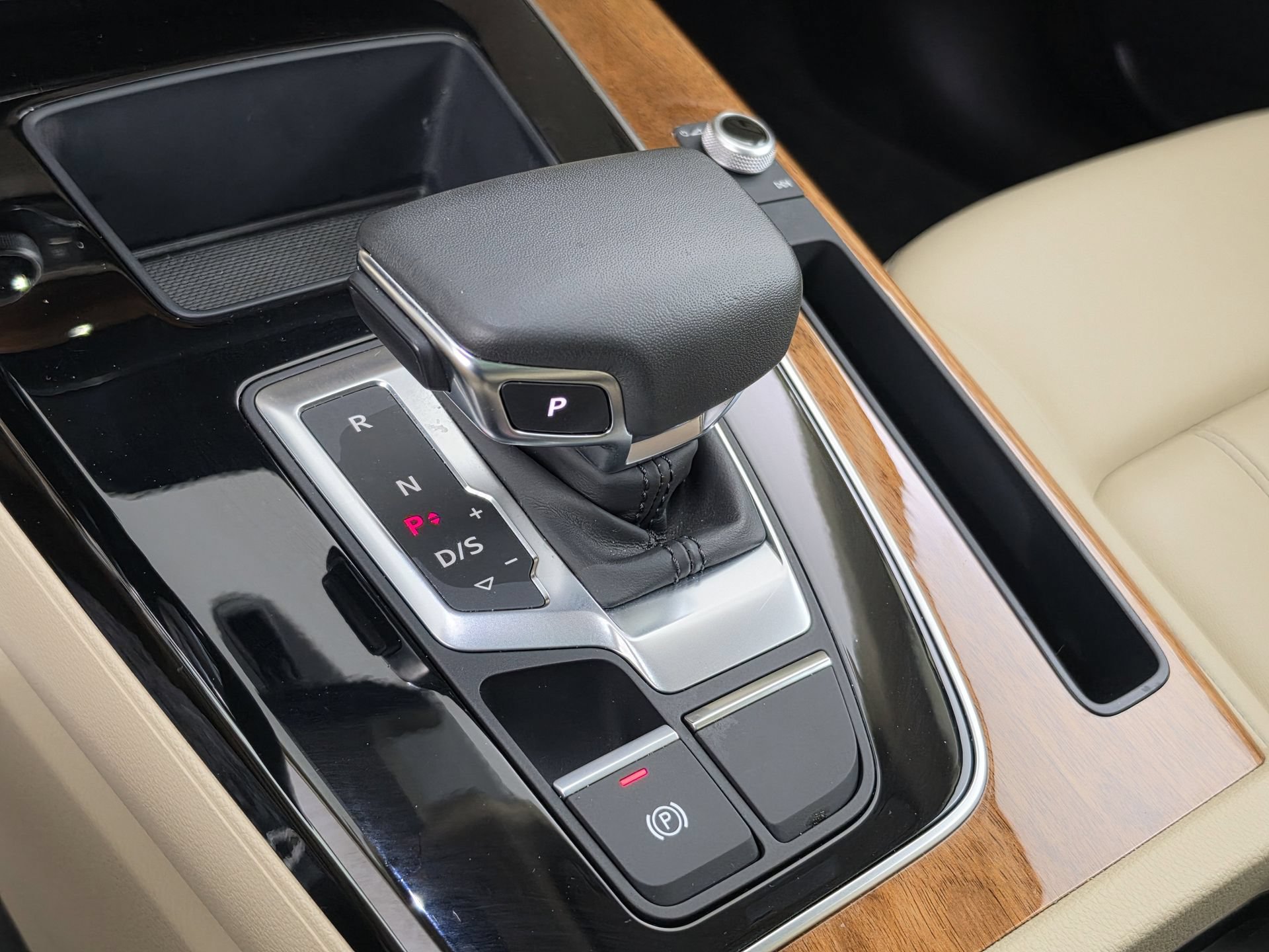 Certified 2023 Audi Q5 Premium Plus AWD/4WD image 29