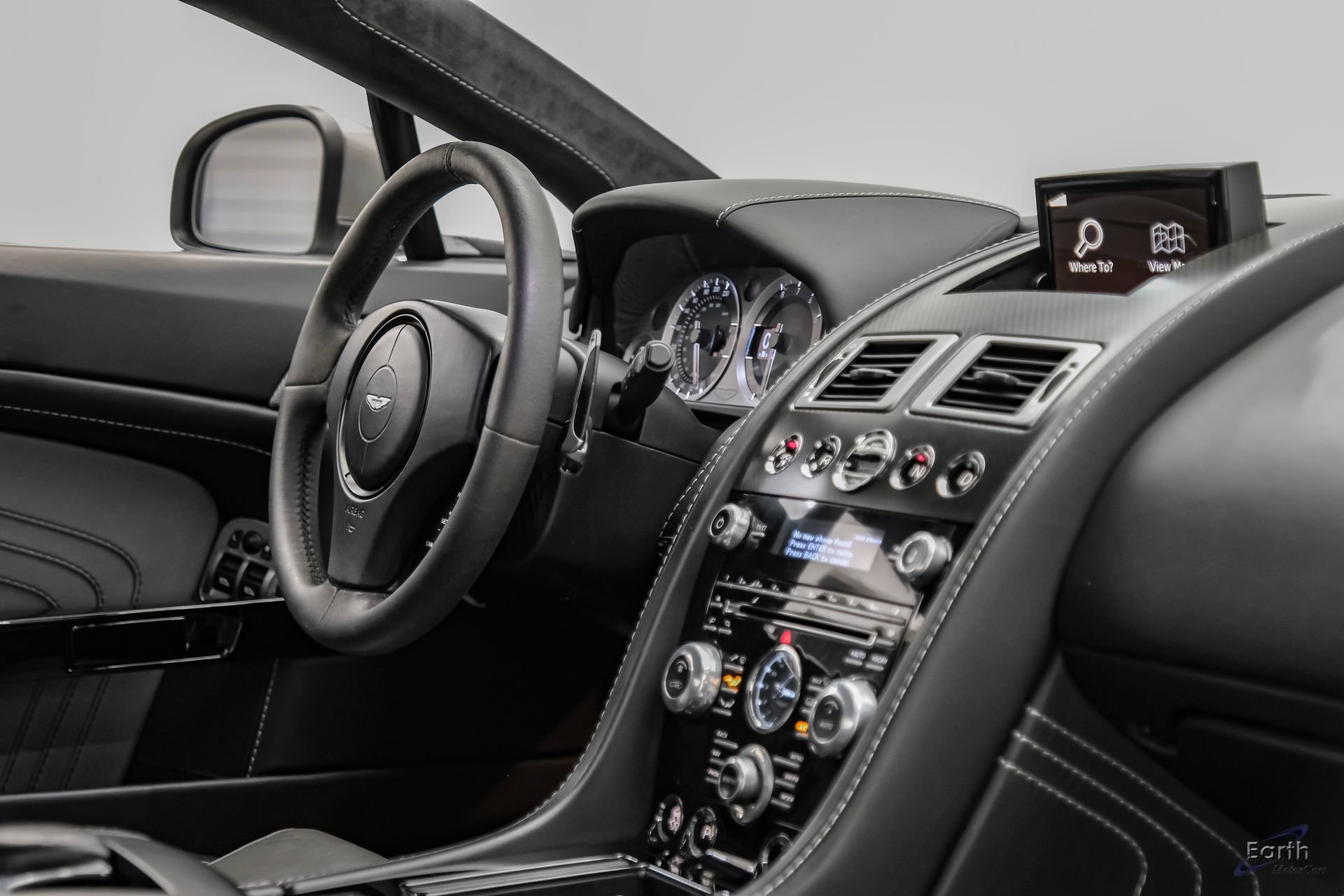 Used 2014 Aston Martin V8 Vantage S RWD image 49