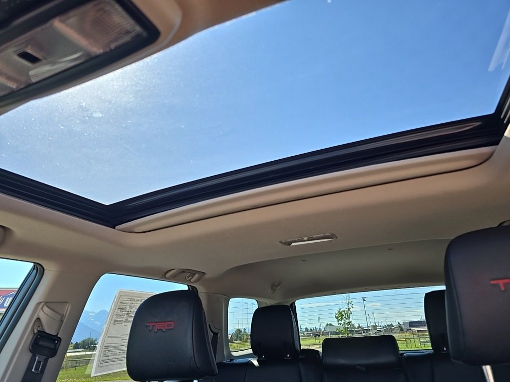 Used 2021 Toyota 4Runner TRD Off-Road Premium image 14