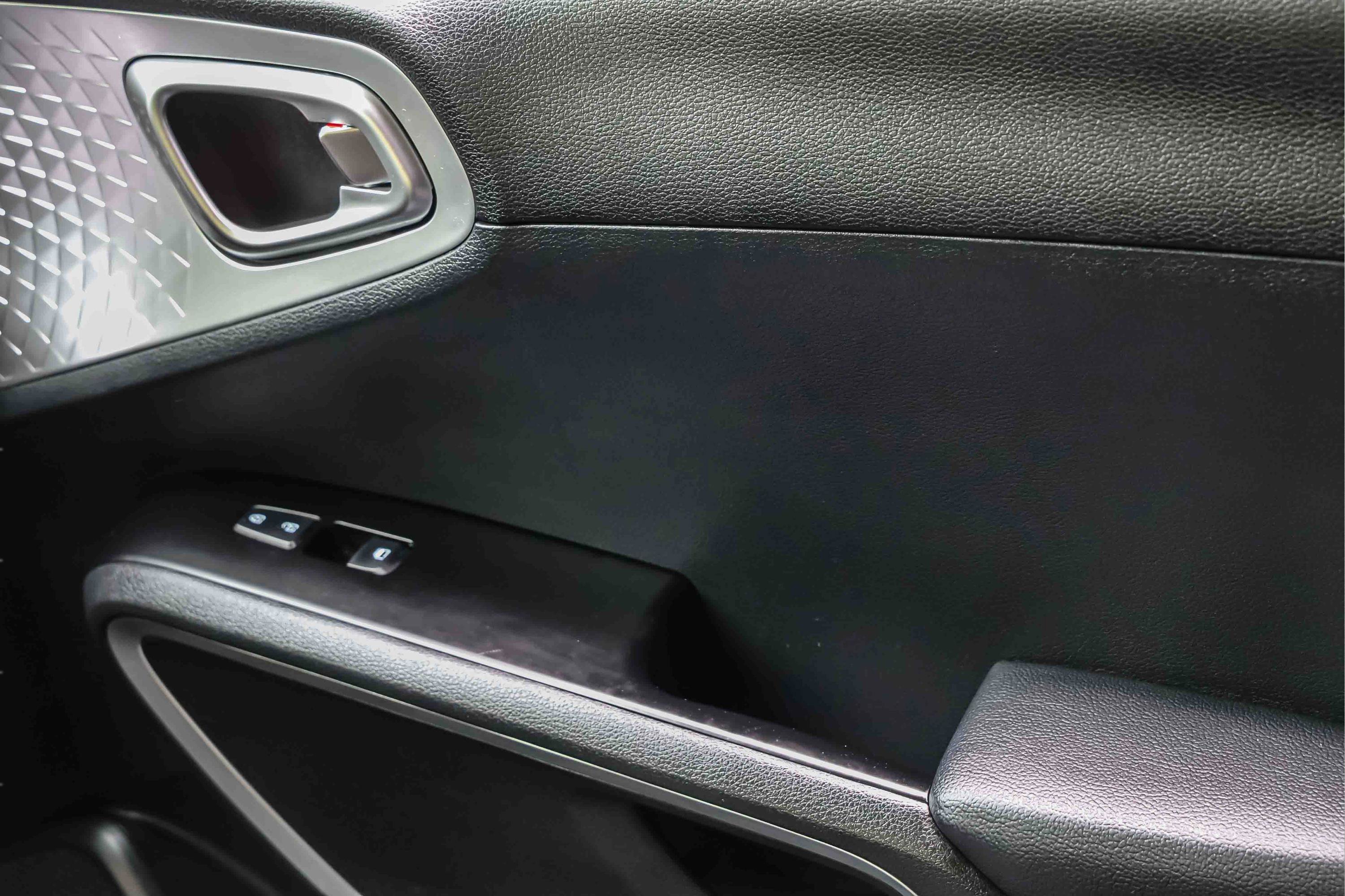 Certified 2025 Kia Soul LX w/ LX Technology Package FWD image 15