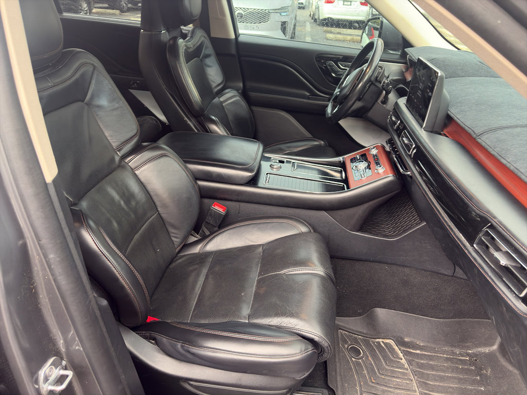 Used 2021 Lincoln Aviator Reserve w/ Equipment Group 210A AWD/4WD image 7