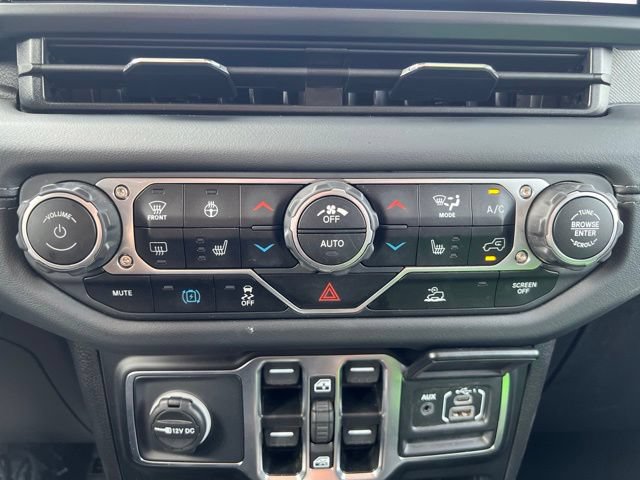 Certified 2025 Jeep Wrangler Unlimited Sahara AWD/4WD image 25