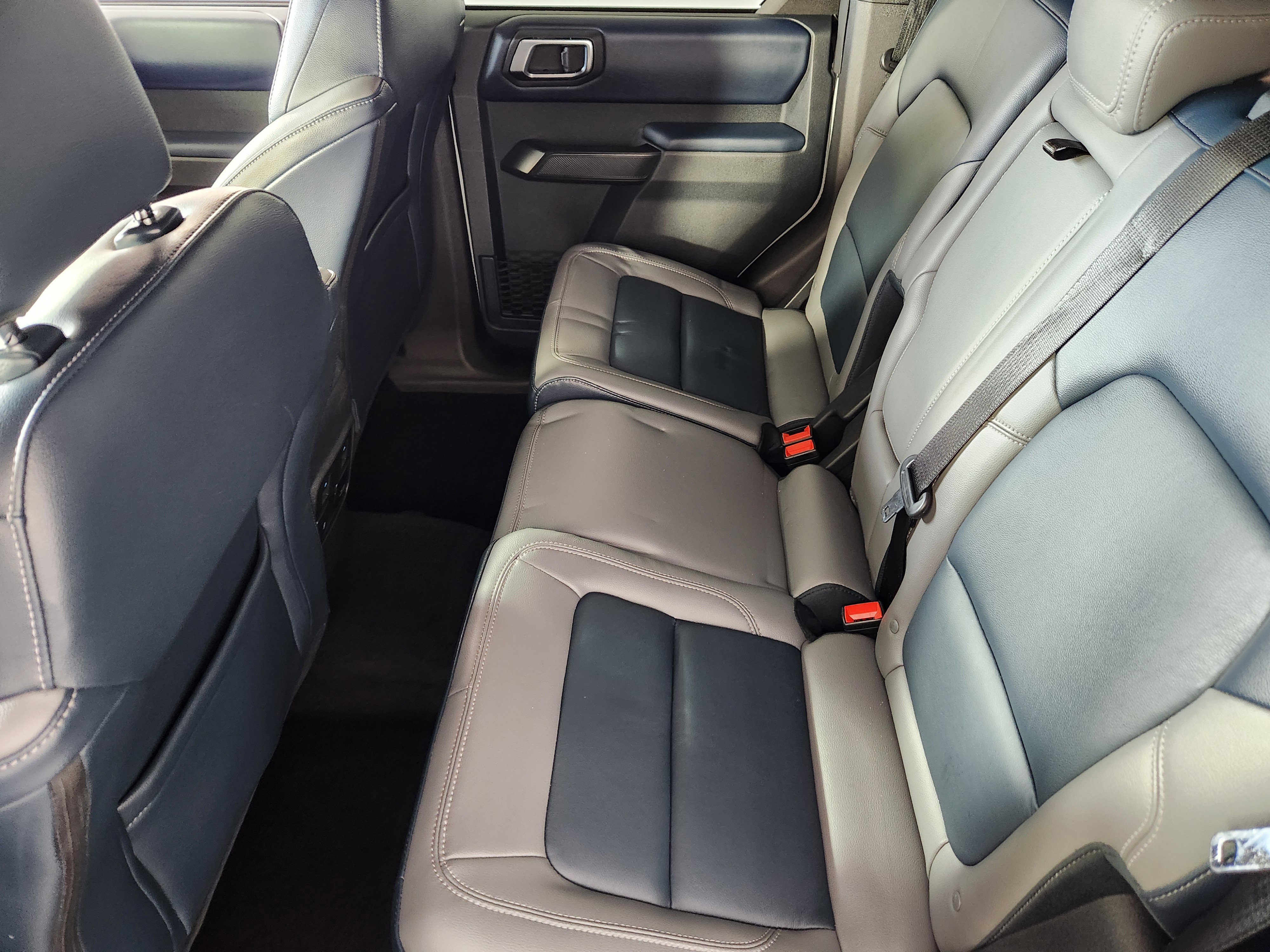 Certified 2024 Ford Bronco Outer Banks image 14