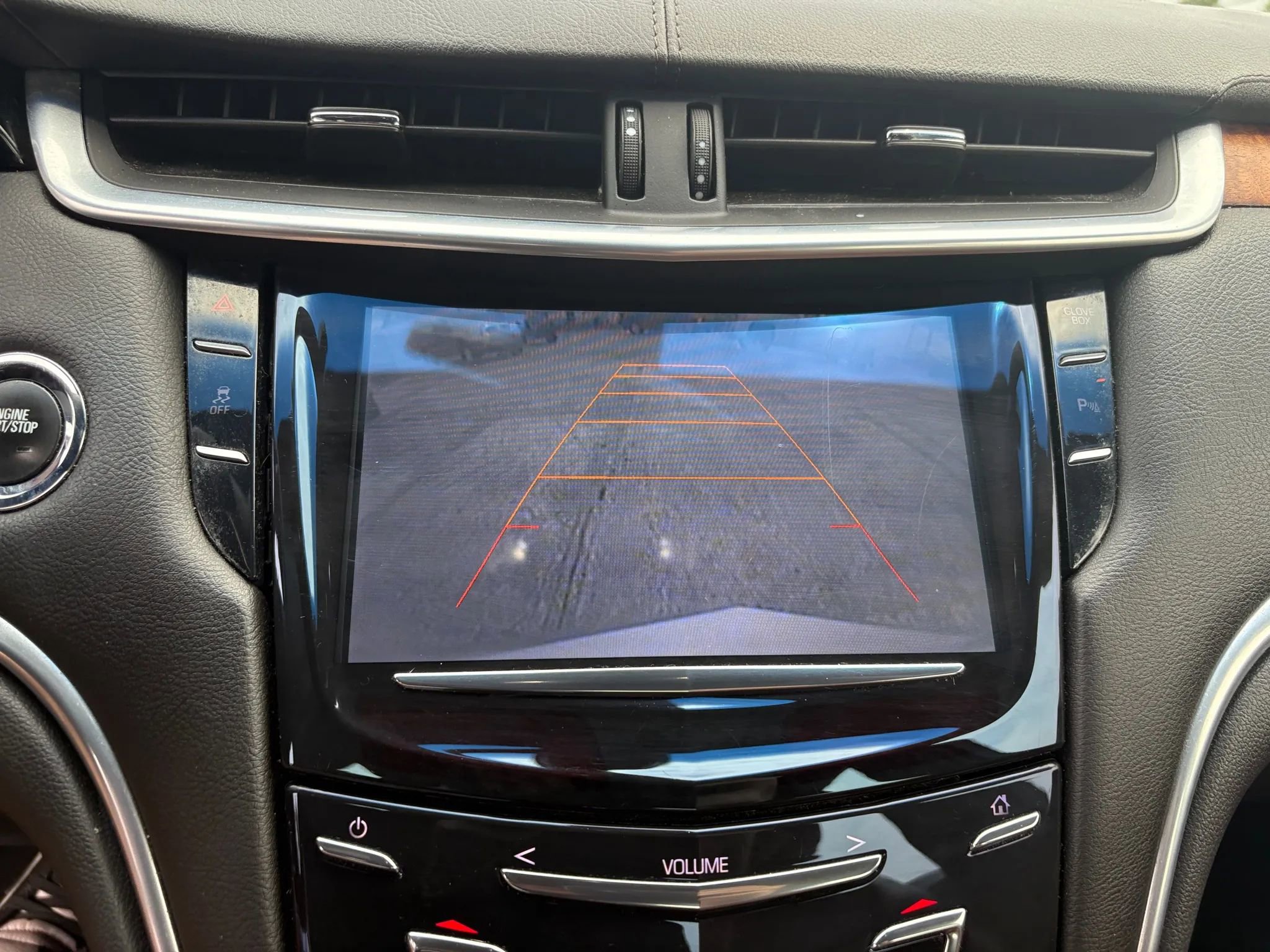 Used 2015 Cadillac XTS Luxury image 24