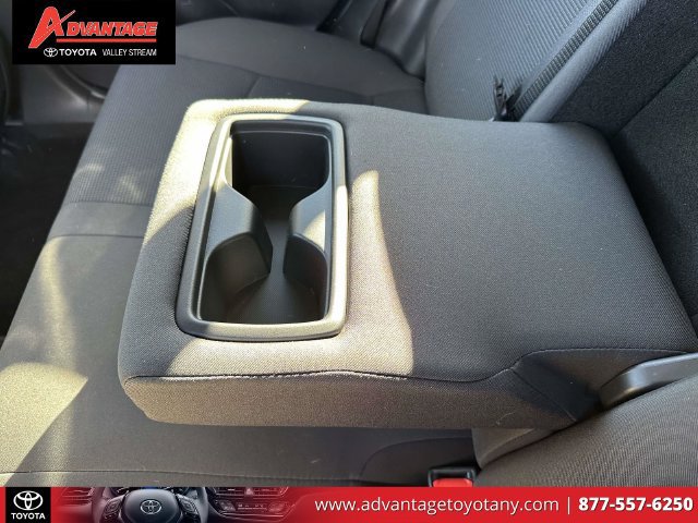 Used 2024 Toyota RAV4 LE AWD/4WD image 16