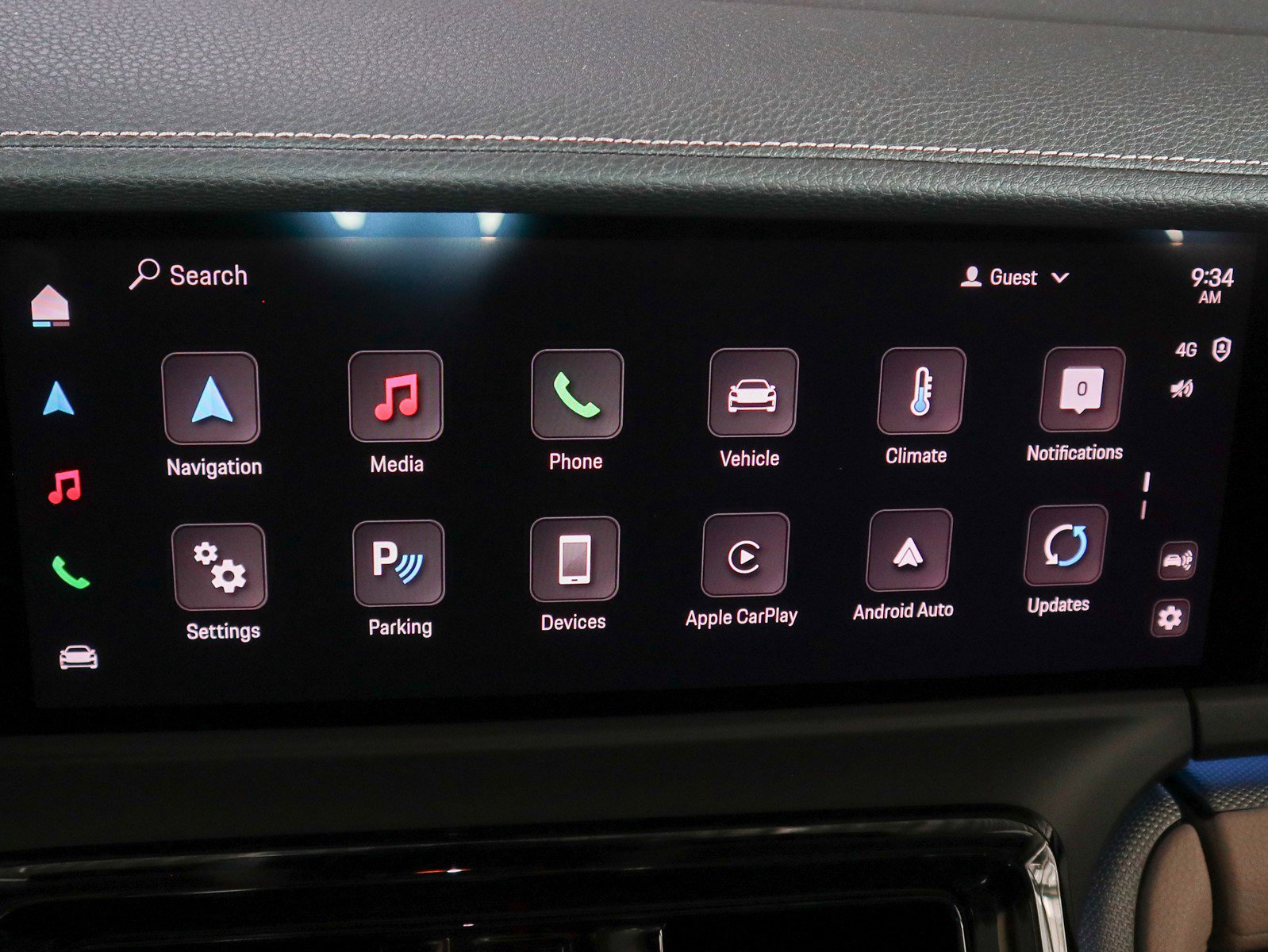 Used 2025 Porsche Panamera 4 image 21