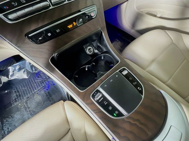 Used 2021 Mercedes-Benz GLC 300 4MATIC w/ Premium Package image 25